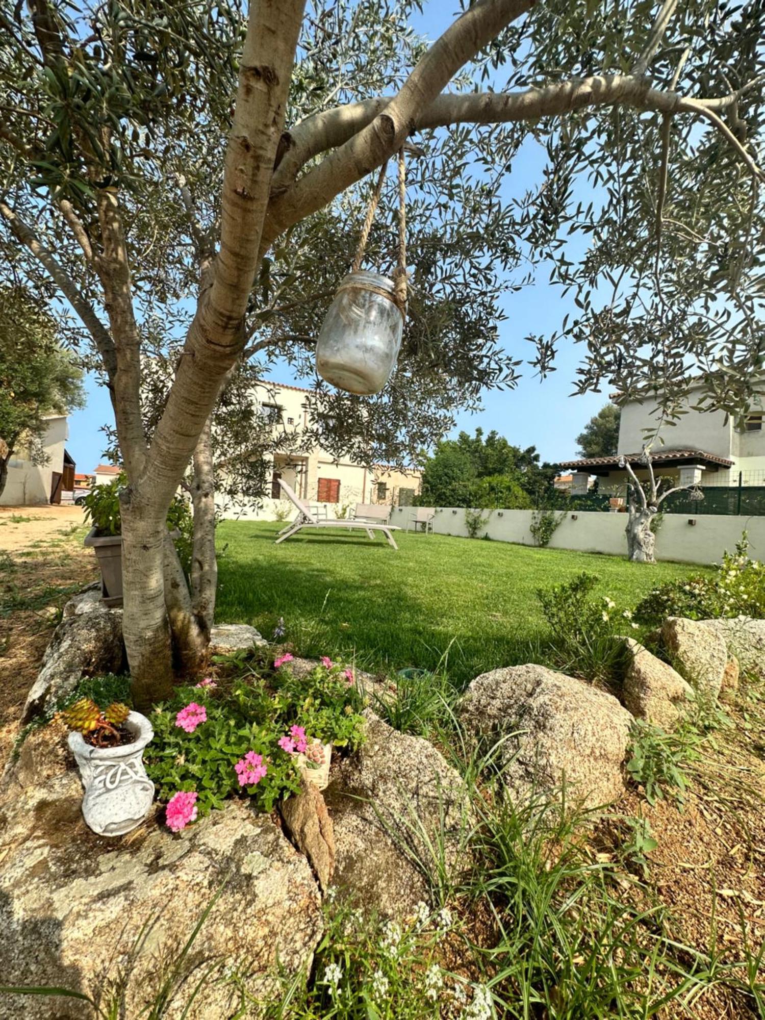 Hotel Karasole à San Teodoro  Extérieur photo